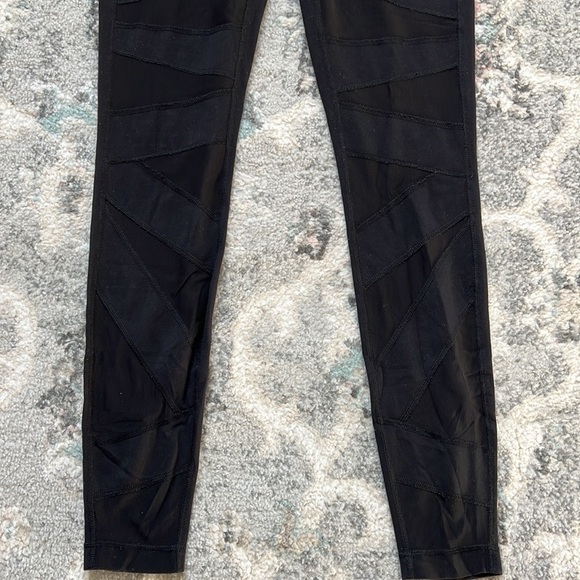 Lululemon High Times Tech Mesh Leggings - Picture 3 of 11